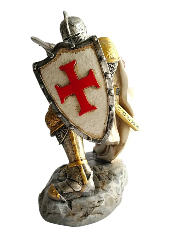 Knight_with_Shield