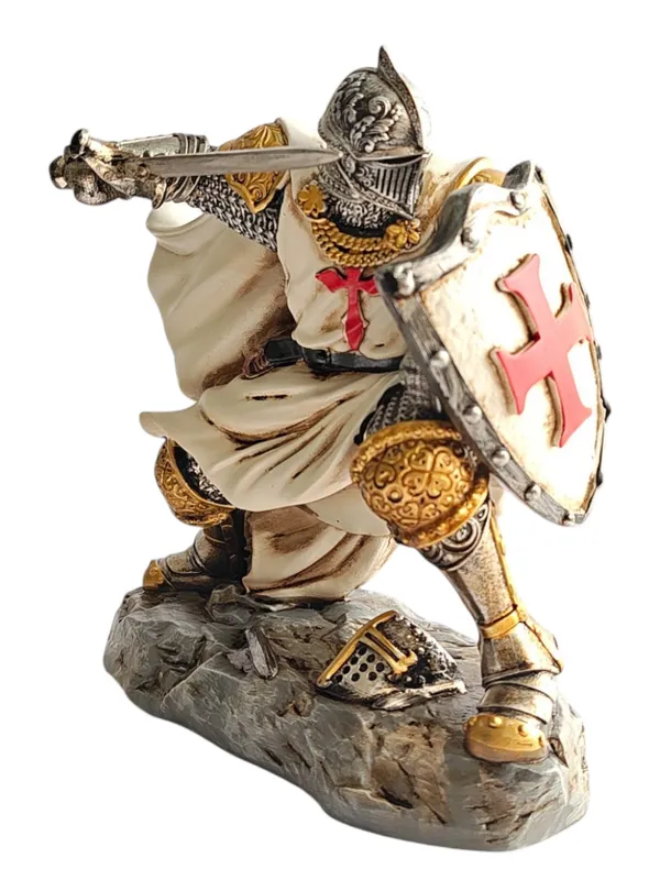 Knight_with_Shield