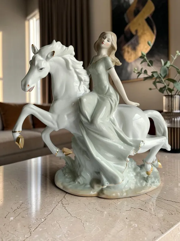 Lady_Riding_White_Horse_Showpiece_-_Victorian_Porcelain_Princess_Figurine