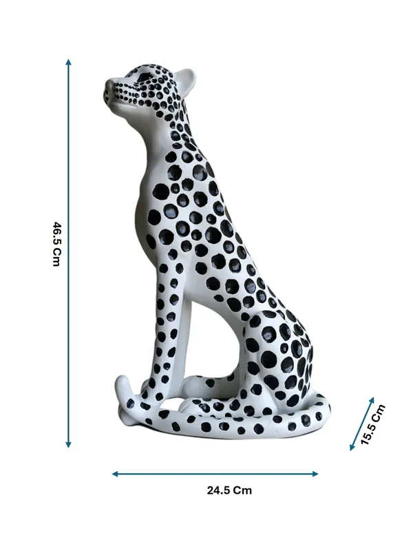 Lunara_-_Modern_Spotted_Cheetah_Sculpture_|_Luxury_Monochrome_Art_Piece_for_Home_D�cor