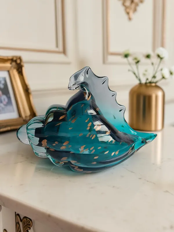 Luxury_Aqua_Blue_Conch_Shell_Showpiece_-_Hand_Blown_Glass_with_Gold_Flakes