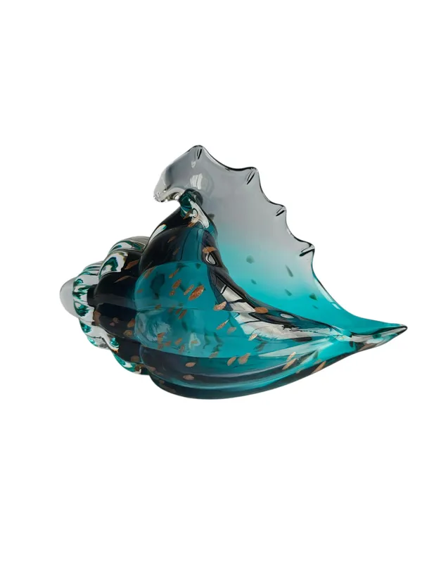 Luxury_Aqua_Blue_Conch_Shell_Showpiece_-_Hand_Blown_Glass_with_Gold_Flakes