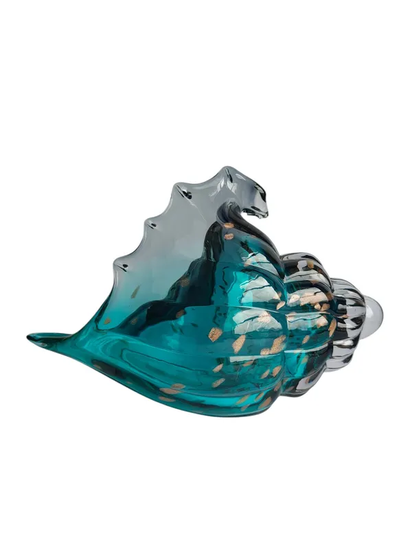 Luxury_Aqua_Blue_Conch_Shell_Showpiece_-_Hand_Blown_Glass_with_Gold_Flakes