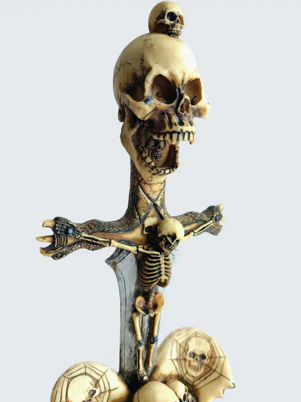 Skeleton_Cross_Knife_D�cor