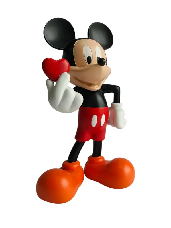Mickey_Mouse_Heart_Love_Showpiece_-_Cute_Cartoon_Figurine_for_Home_Decor_&_Gifting