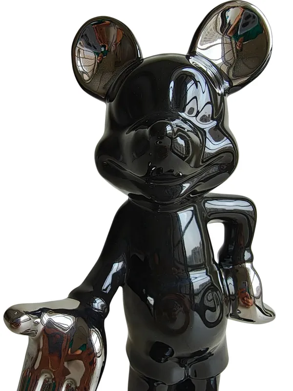 Noir_Chrome_-_The_Glossy_Mouse_Showpiece