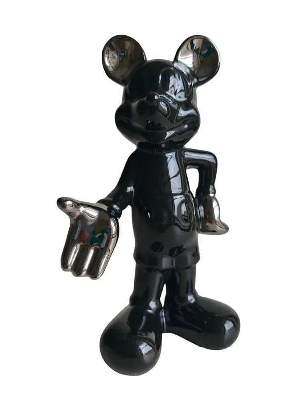 Noir_Chrome_-_The_Glossy_Mouse_Showpiece