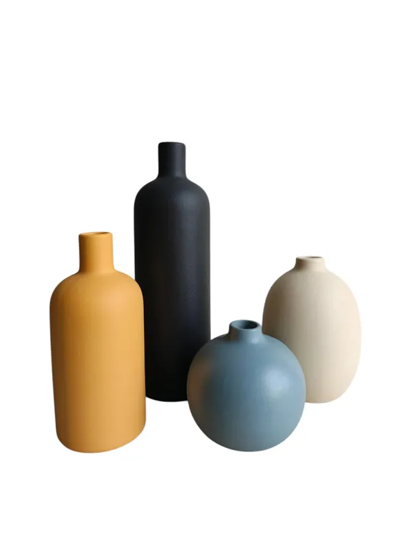 Nordic_Pop_-_Set_of_4_Matte_Ceramic_Vases