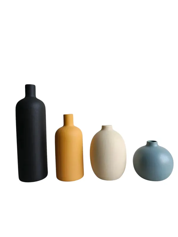 Nordic_Pop_-_Set_of_4_Matte_Ceramic_Vases