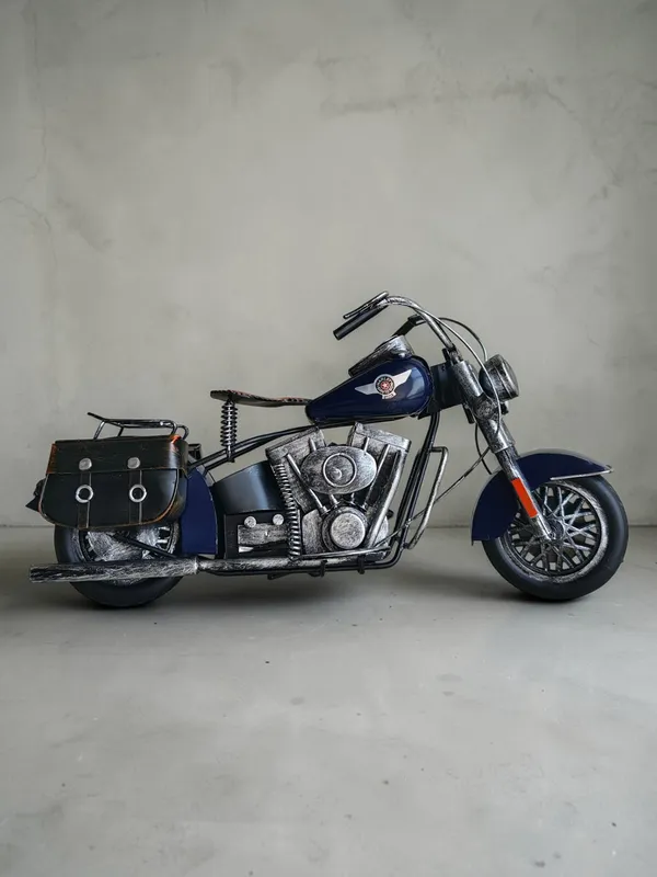 Vintage_Metal_Bike_Showpiece