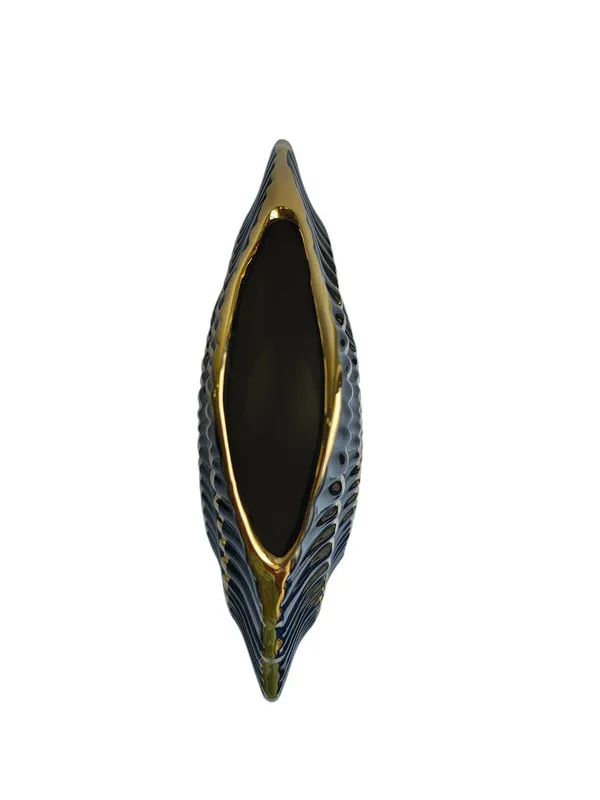 Black_&_Golden_Ceramic_Premium_&_Elegant_Vase