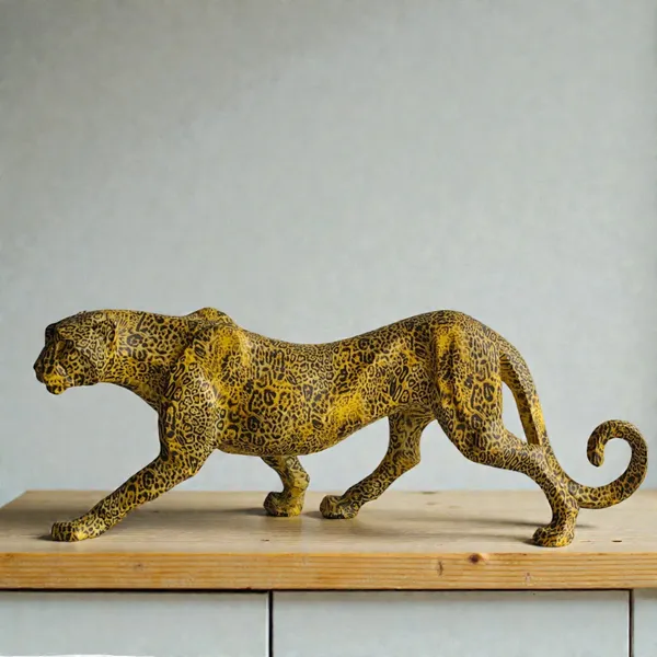 Yellow_Leapord