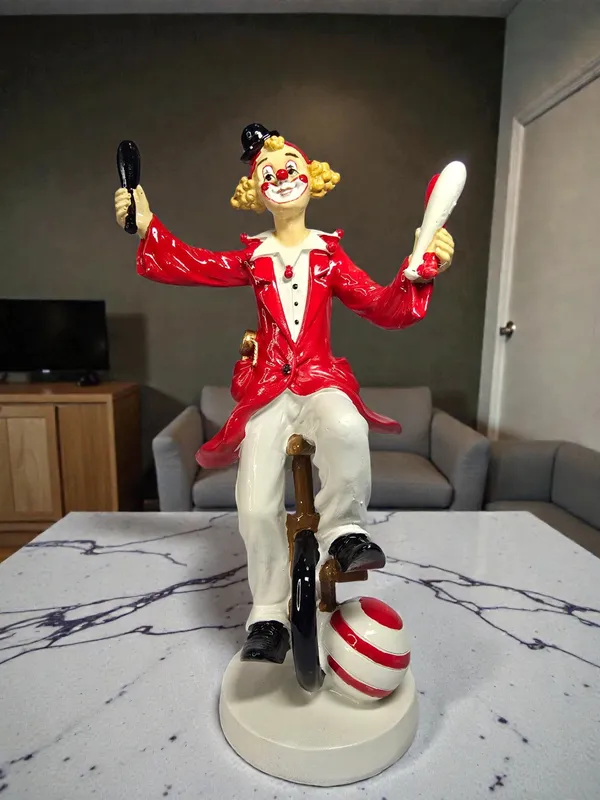 Clown_on_Cycle