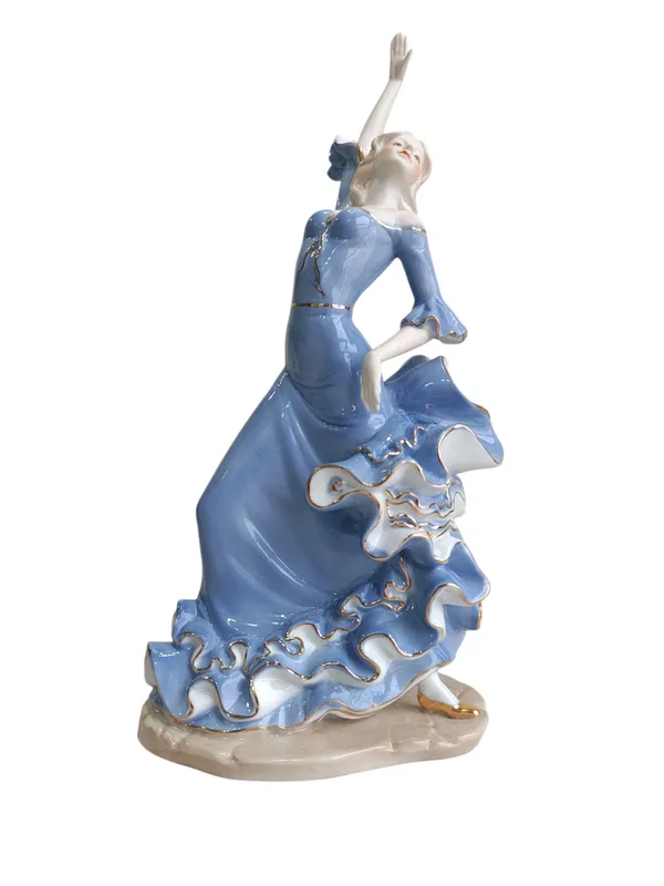 Rosa_Flamenca_-_Pink_&_Gold_Porcelain_Dancer_Sculpture