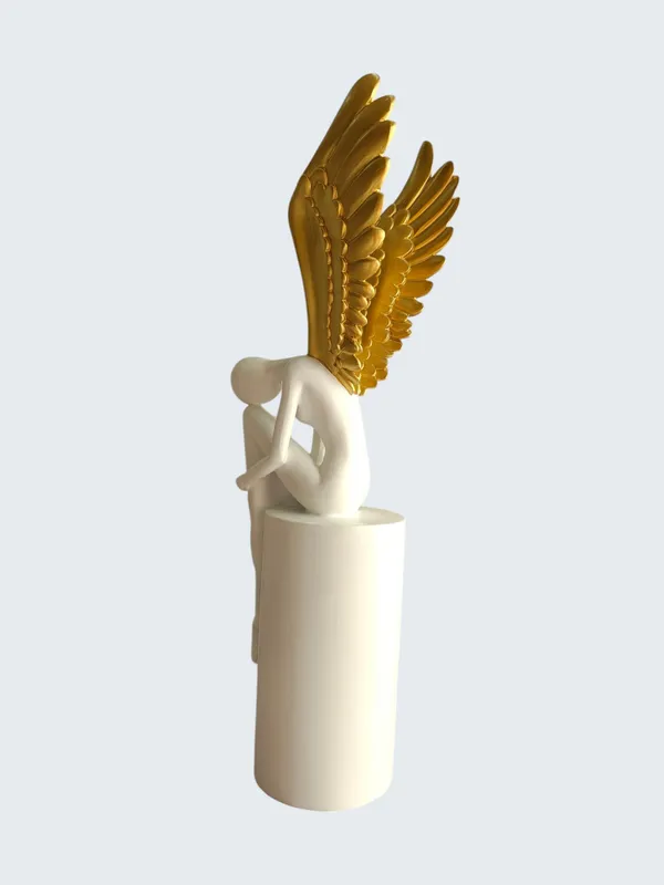 White_&_Golden_Lady_with_Wings