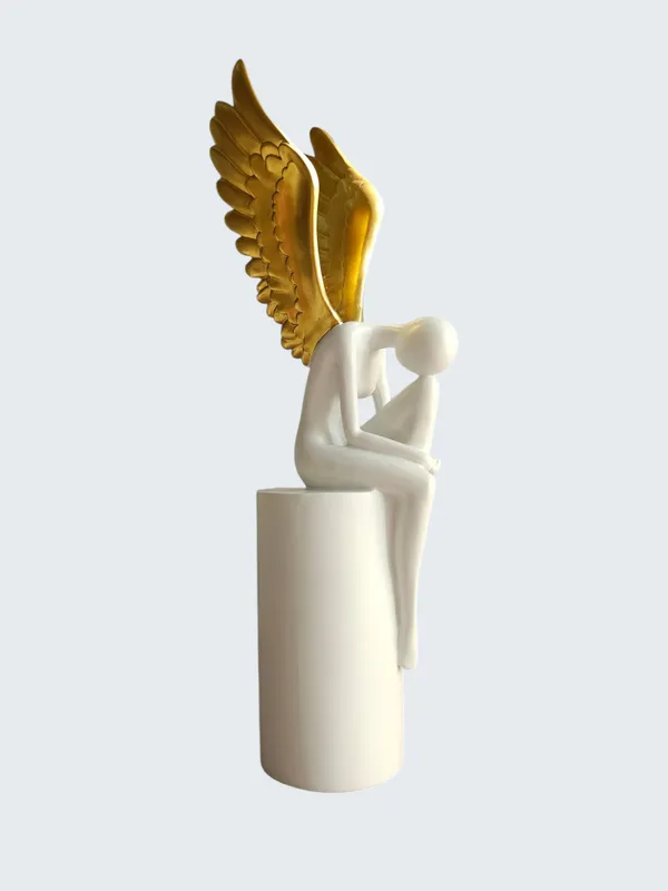 White_&_Golden_Lady_with_Wings
