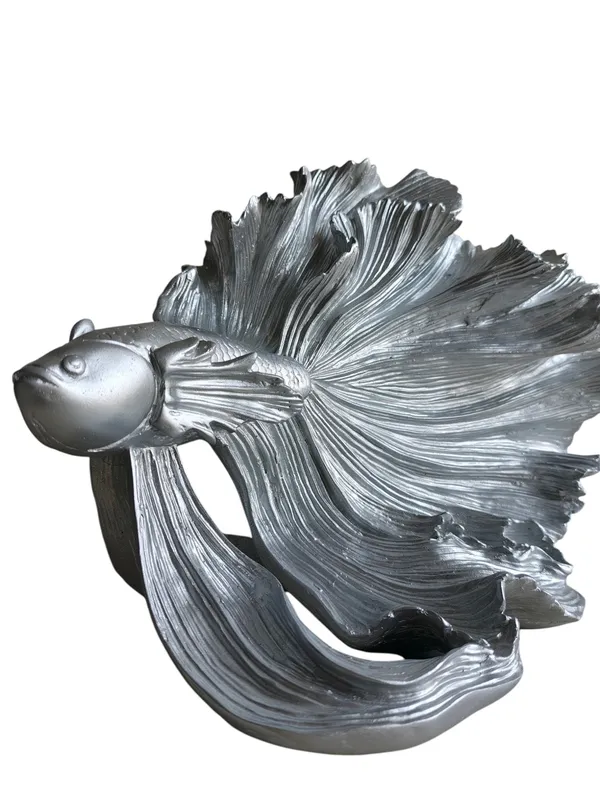 Silver_Betta_Fish_Sculpture_-_Luxe_Metallic_Statement_Decor_-_Sun_Mun_Edition