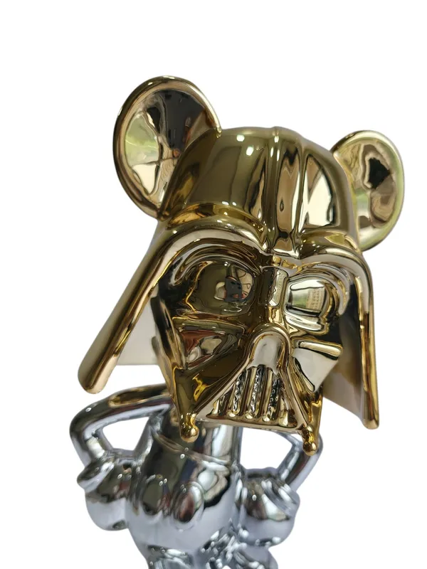 Star_Wars_Mickey_Mouse_Sculpture_-_Black_&_Gold_Luxury_Table_Decor