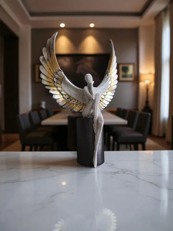 Glittering_Lady_with_Wide_Open_Wings
