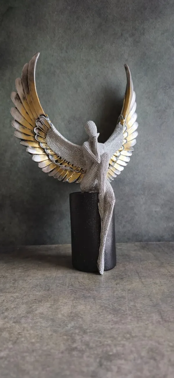 Glittering_Lady_with_Wide_Open_Wings