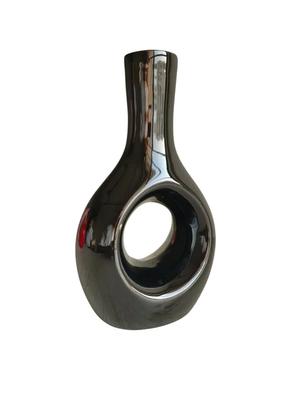 The_Black_Donut_Vase_-_"Midnight_Loop"