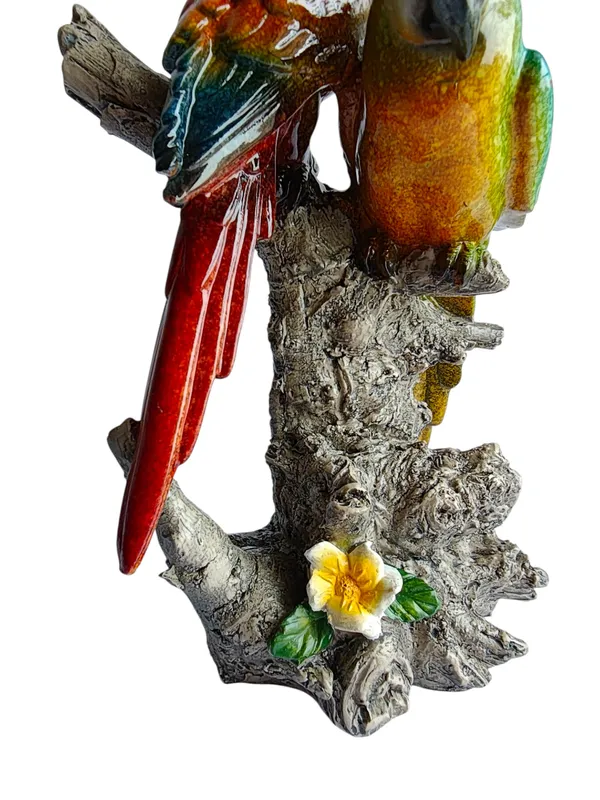 Tropical_Companions_-_Pair_of_Lovebird_Macaw_Parrots_Couple_Figurine