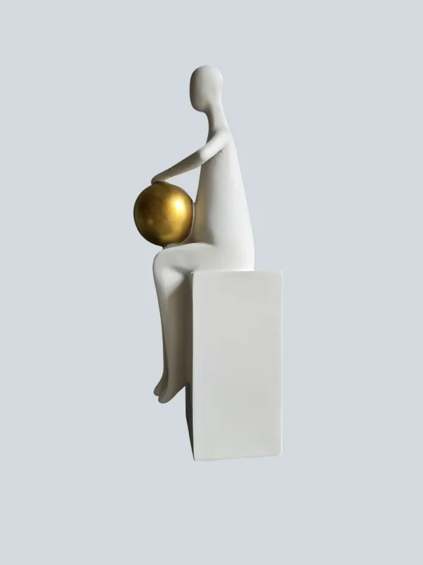 White_Man_with_Golden_Ball