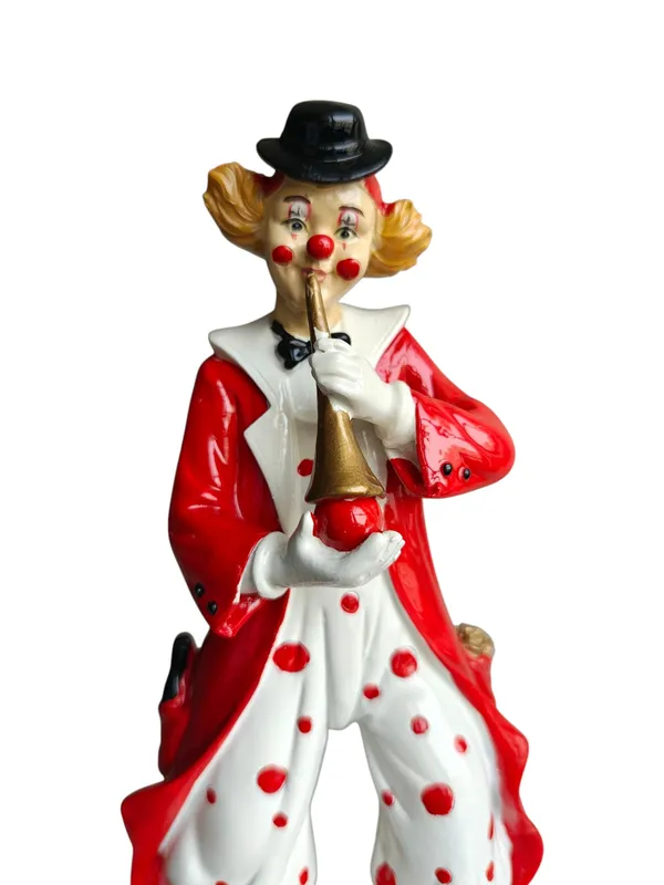Vintage_Musical_Clown_Playing_Flute