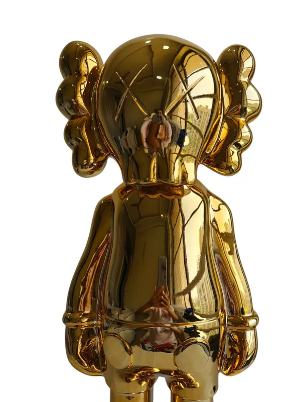 Luxury_Kaws_Art_Figurine_(Mirror_Finish)