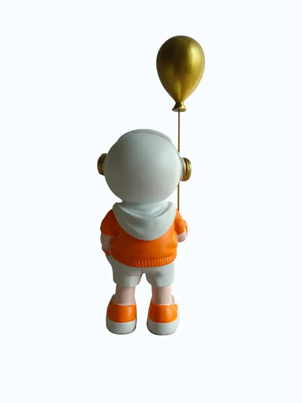 Orange_Headphone_boy_with_Balloon