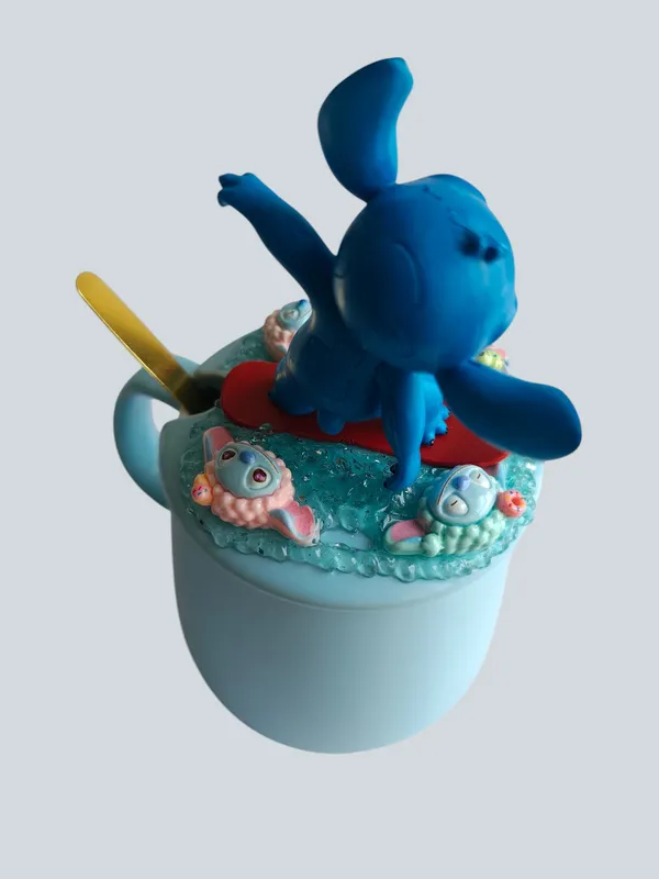 Stitch_3D-_Mug_&_Lid_Set_-_Surfer_Blueberry_Edition