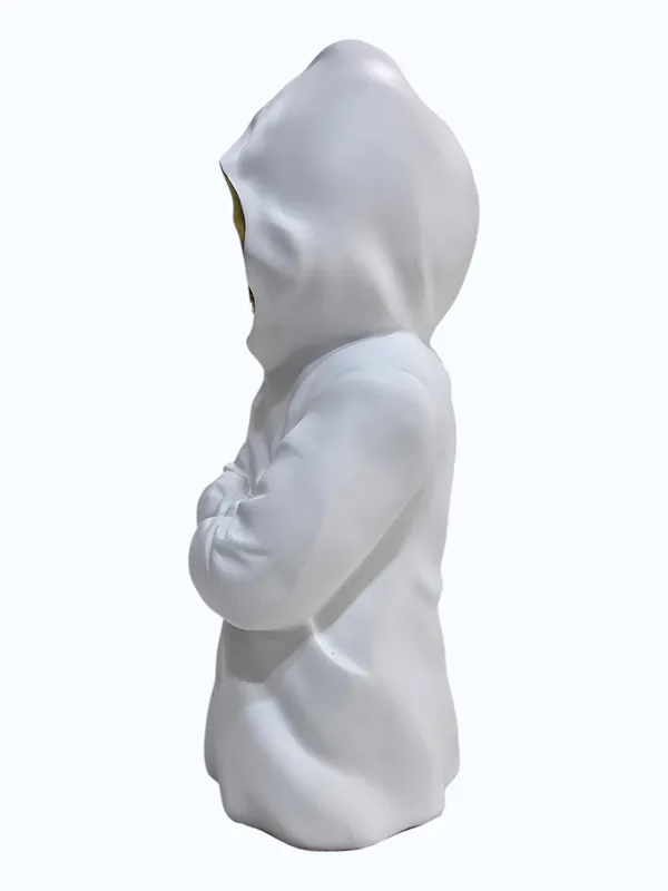White_&_Golden_Ceramic_Premium_Hollow_Man