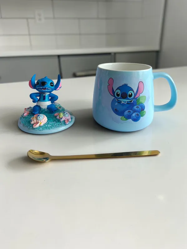 Stitch_3D-_Mug_&_Lid_Set_-_Boss_Diaper_Baby_Blueberry_Edition