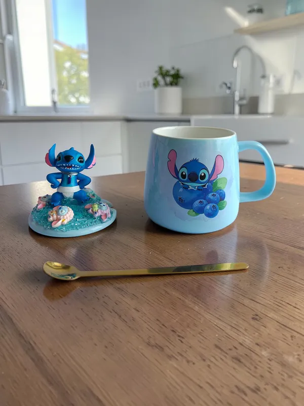 Stitch_3D-_Mug_&_Lid_Set_-_Boss_Diaper_Baby_Blueberry_Edition
