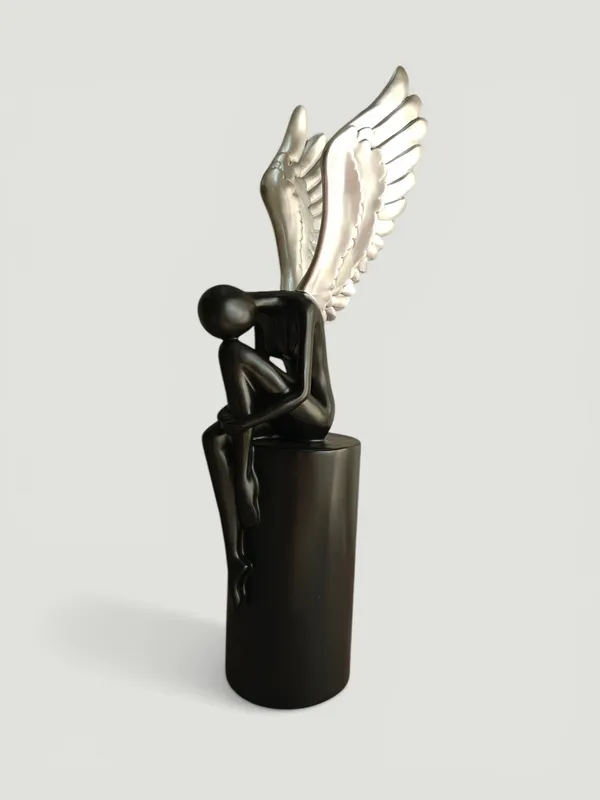 Black_&_Silver_Lady_with_Wings
