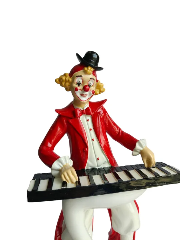 Keyboard_Musician_Clown_Figurine