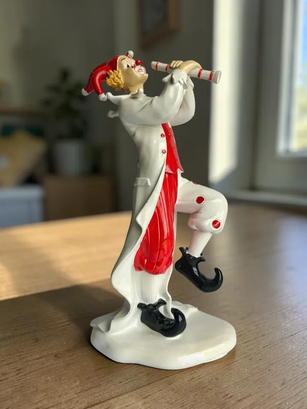 Trumpet_Artist_Clown_Figurine