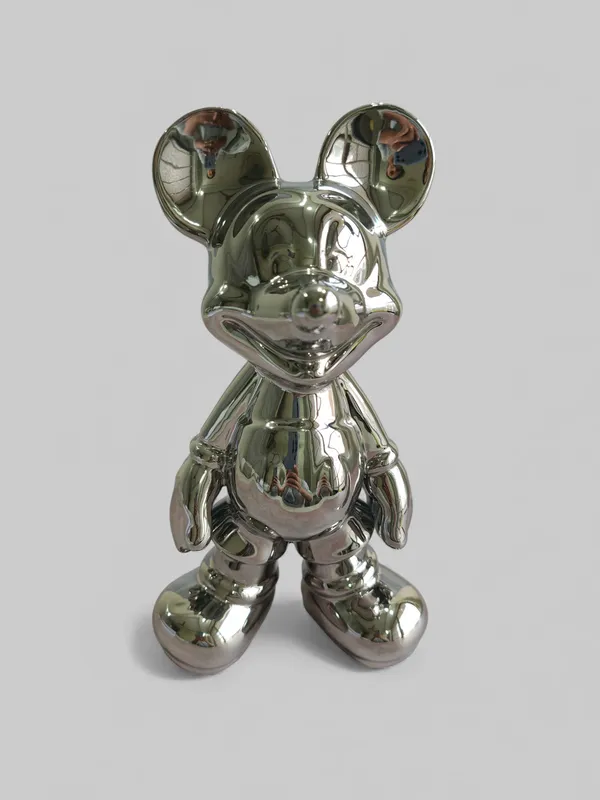 Standing_Silver_Mickey