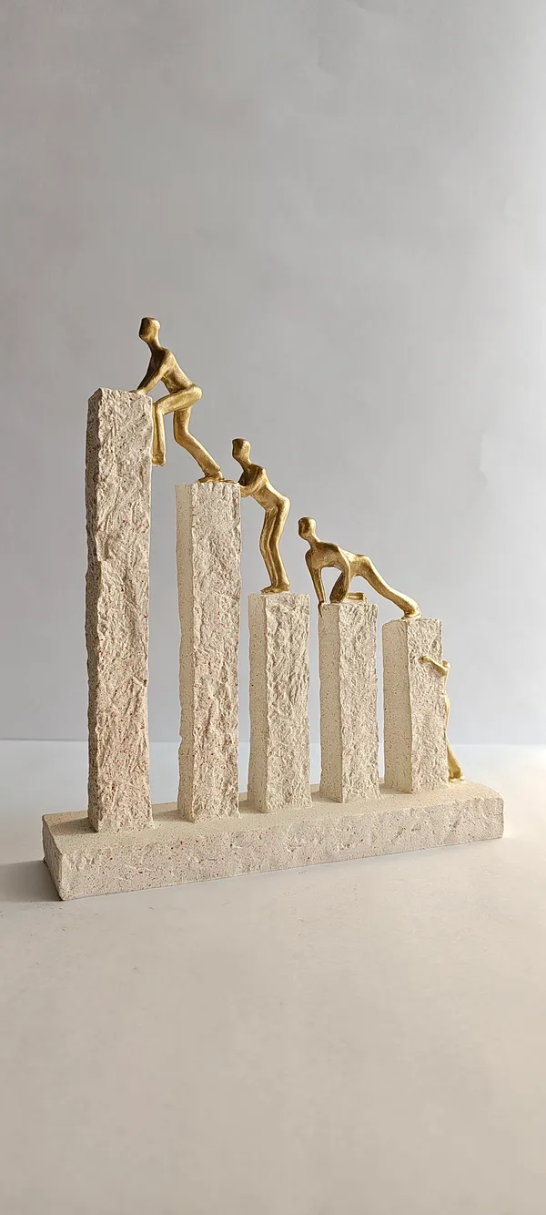 5_men_climbing_on_pillers
