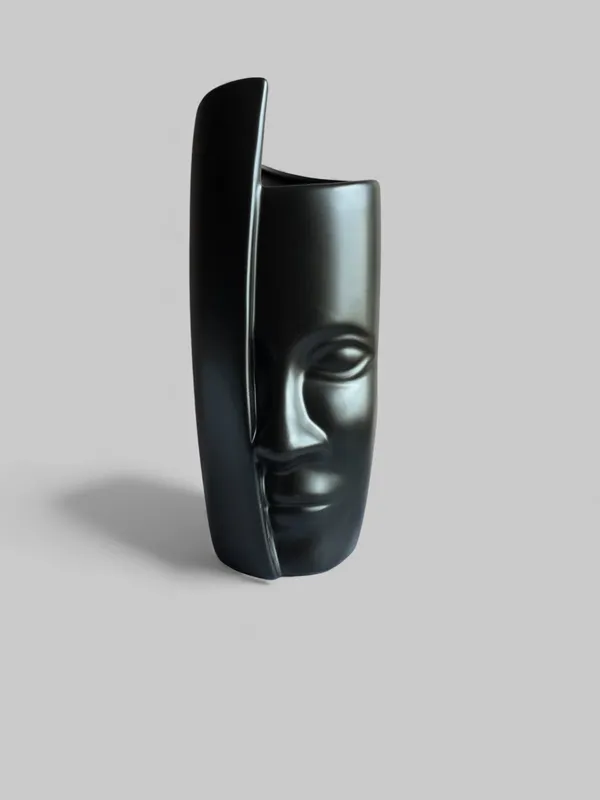 Black_Face_Shaped_Vase