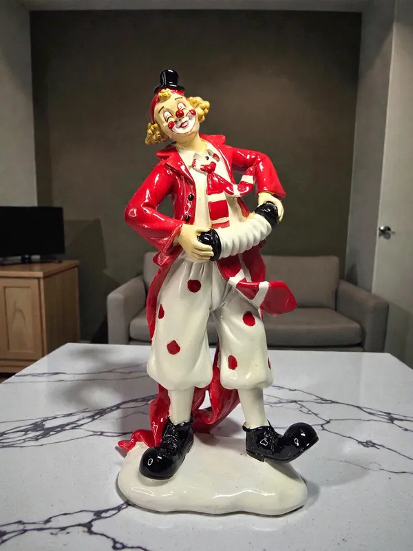 Clown_with_Accordion