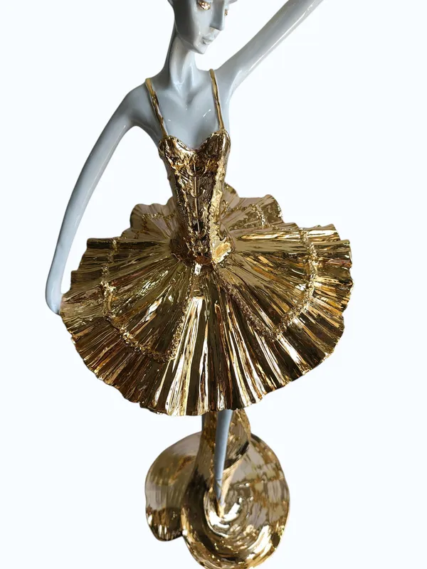 White_&_Golden_Ceramic_Premium_&_Elegant_Figurine