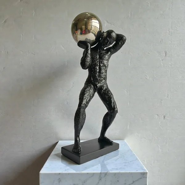 Man_with_Crystal_Ball