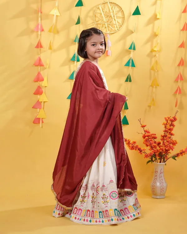 White_New_Festival_Heavy_Pure_Cotton_Lehenga_Choli_Set_For_Girls