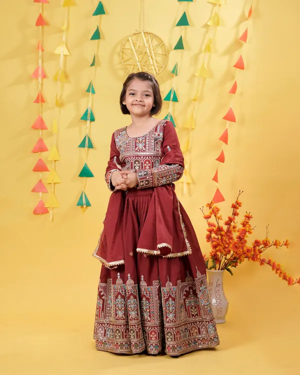 Maroon_New_Festival_Heavy_Pure_Vichitra_Lehenga_Choli_For_Girls