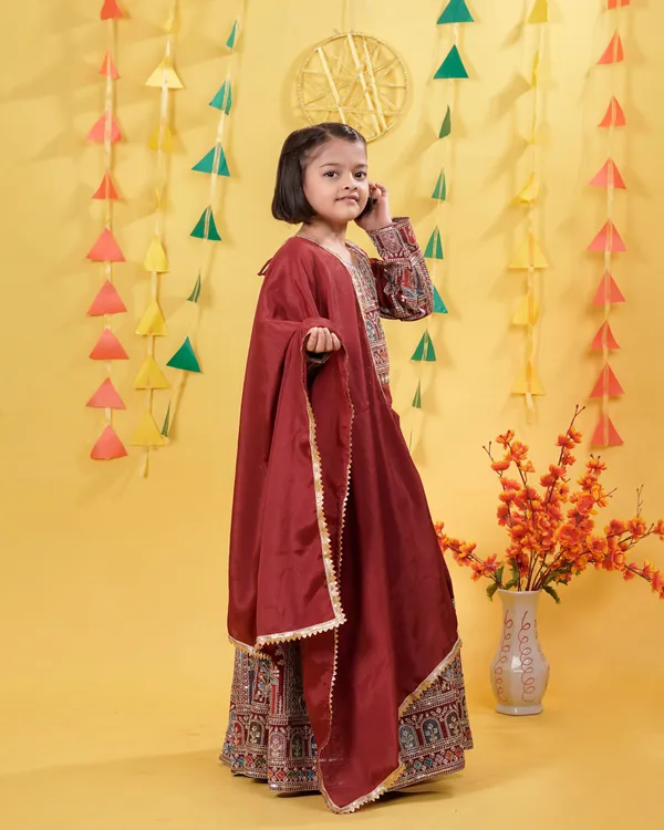 Maroon_New_Festival_Heavy_Pure_Vichitra_Lehenga_Choli_For_Girls