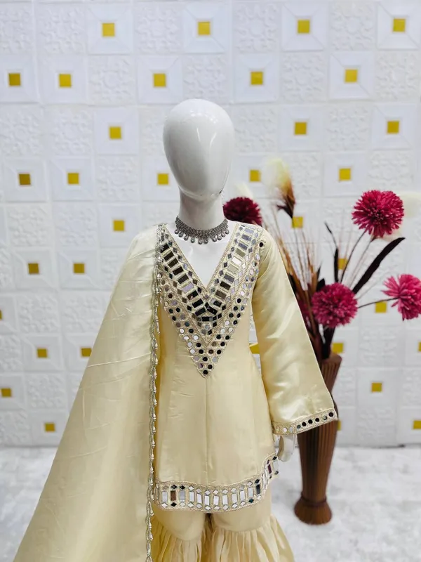 Premium_Quality__thread_with_Real_mirror_With_Fancy_Sleeves