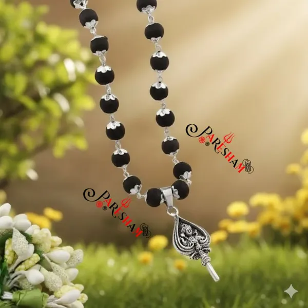 Karungali_Mla_with_Murugan_Vel_Silver_Plated_Locket_Top_Quality