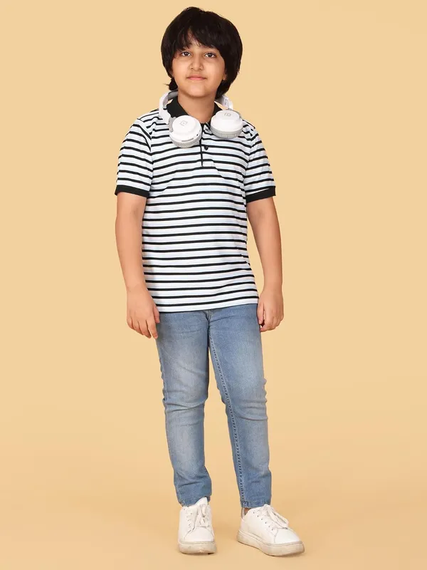 Sky_Striped_Cotton_Short_Sleeve_Round_Neck_T-Shirt_For_Boys
