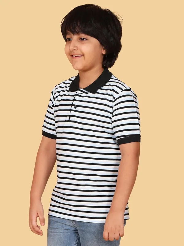 Sky_Striped_Cotton_Short_Sleeve_Round_Neck_T-Shirt_For_Boys